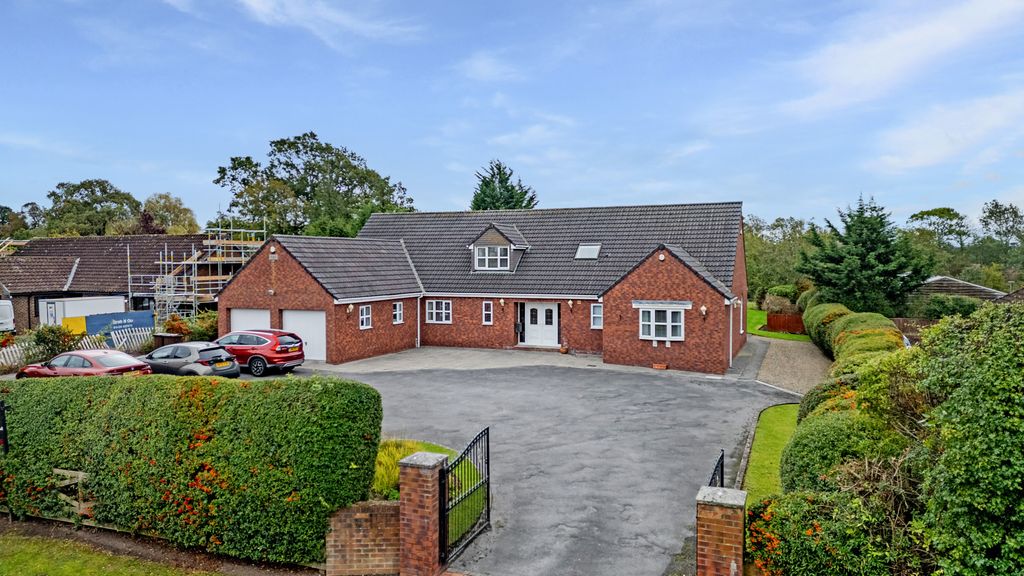 Property photo 2 of 25