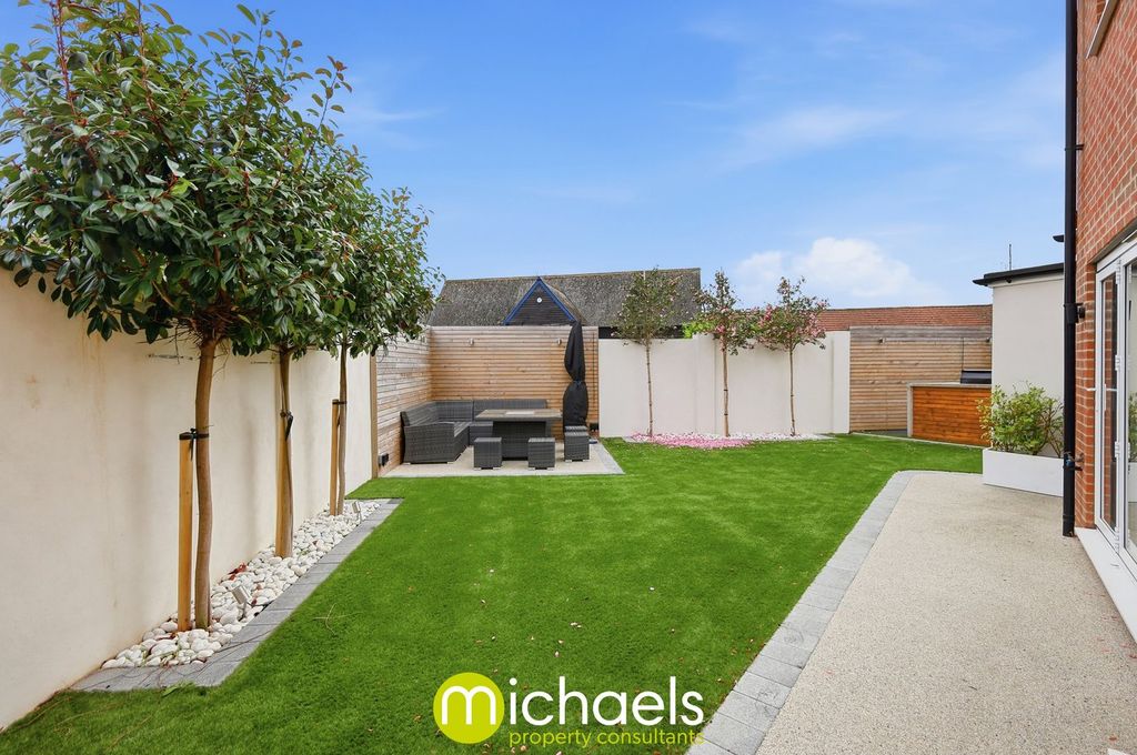 Property photo 3 of 30