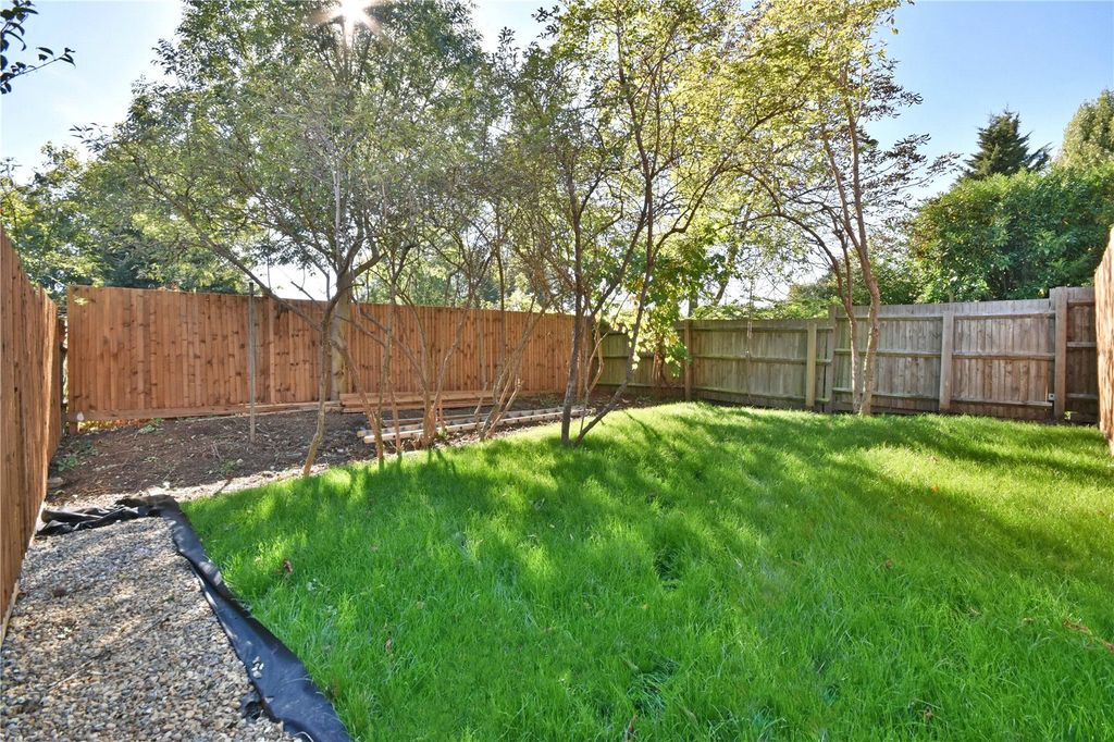 Property photo 2 of 11 Picture No. 10