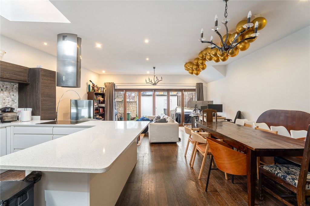 Property photo 2 of 12 Picture No. 03