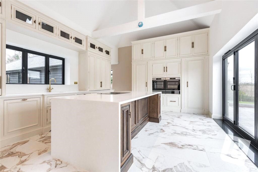 Property photo 2 of 17 Picture No. 02