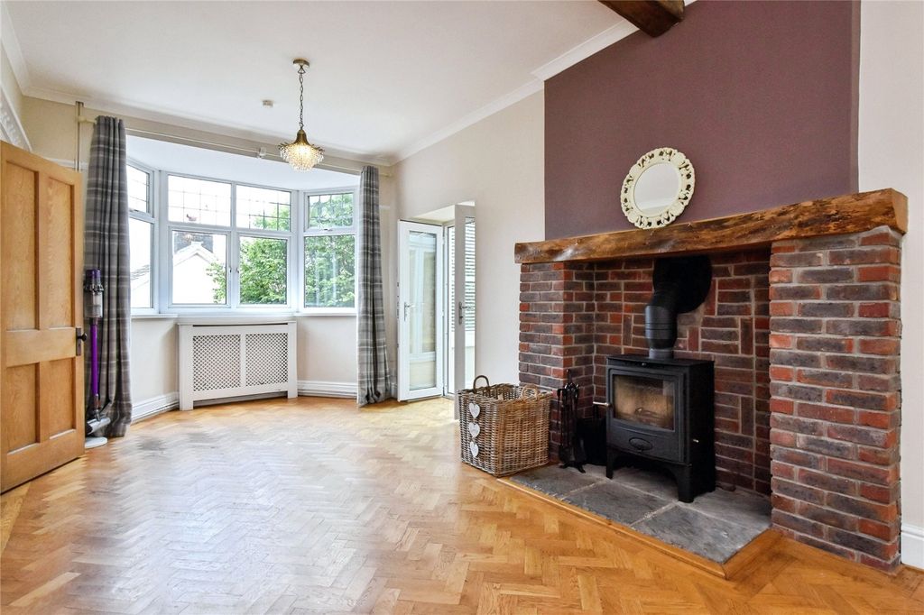 Property photo 3 of 36 Picture No. 32