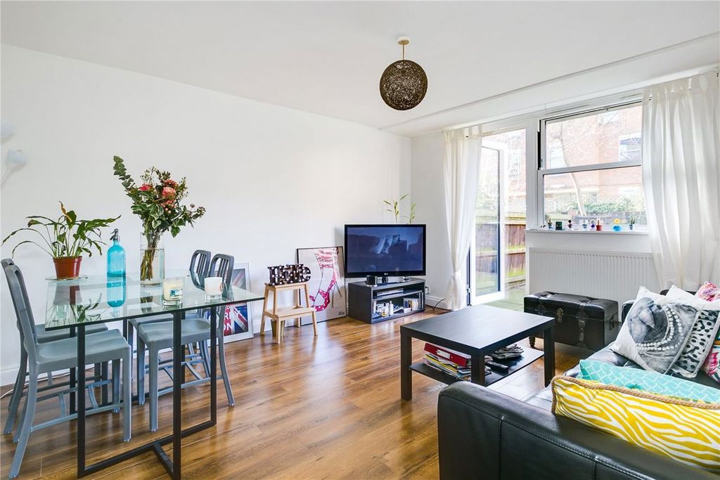 Property photo 1 of 4