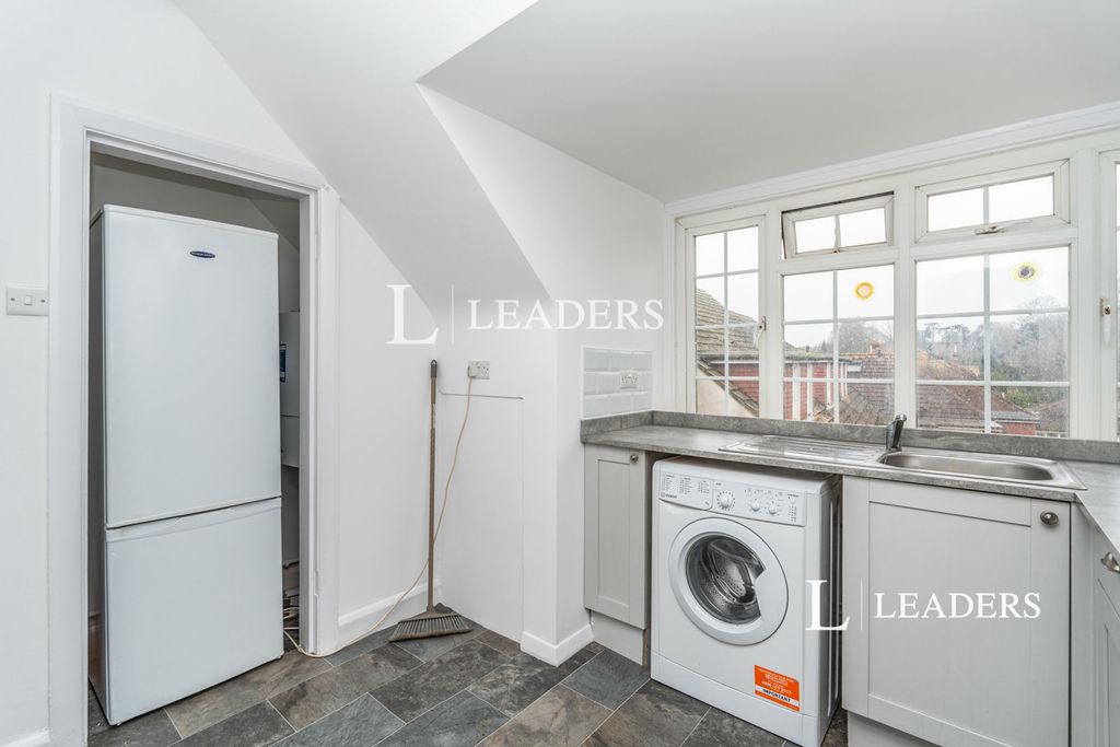 Property photo 2 of 10 Pbox-Img.Jpg