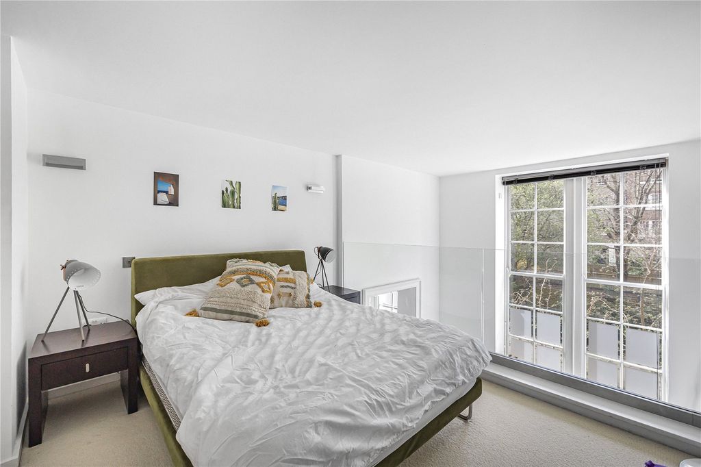 Property photo 3 of 12 Picture No. 19