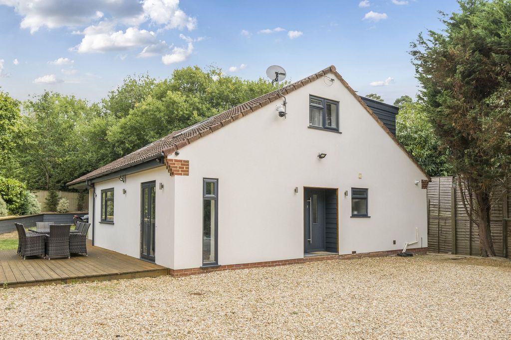 Property photo 1 of 37