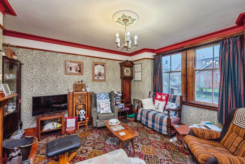 Property photo 2 of 24