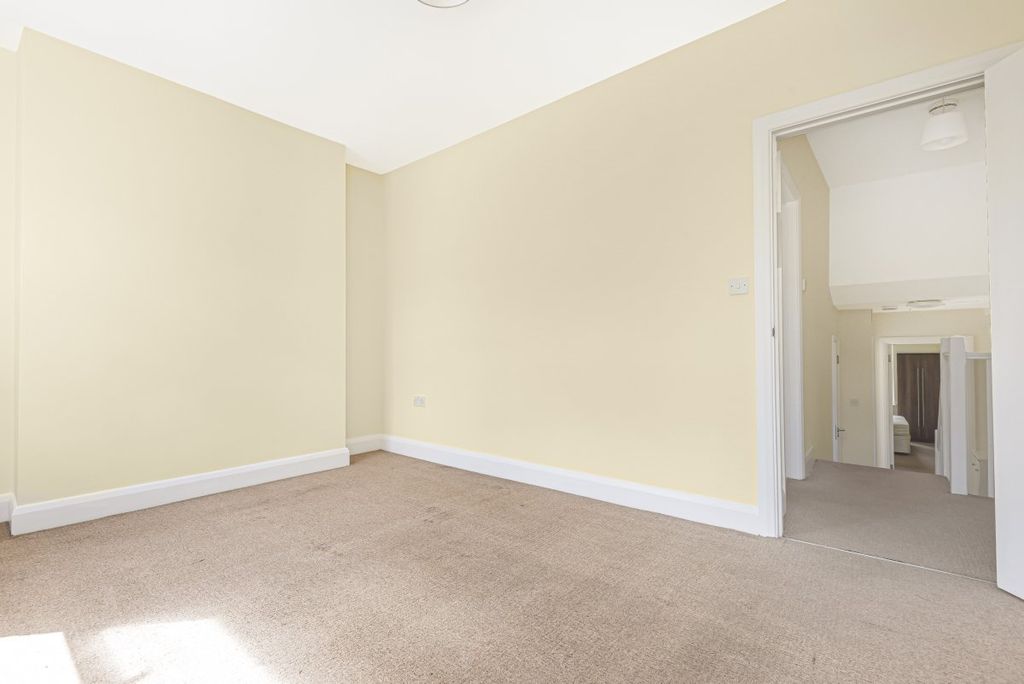 Property photo 2 of 6 Picture No. 06