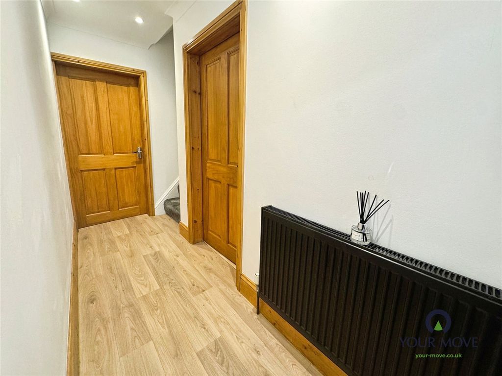 Property photo 3 of 30 Picture No. 29