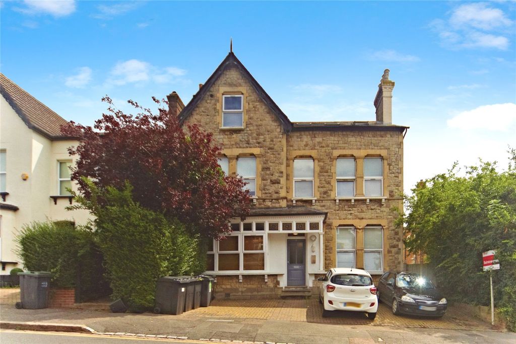 Property photo 1 of 17 Picture No. 16