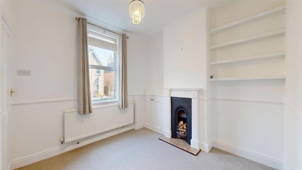 Property photo 2 of 12 Living Room