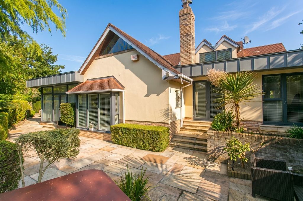 Property photo 1 of 45 Picture No. 63