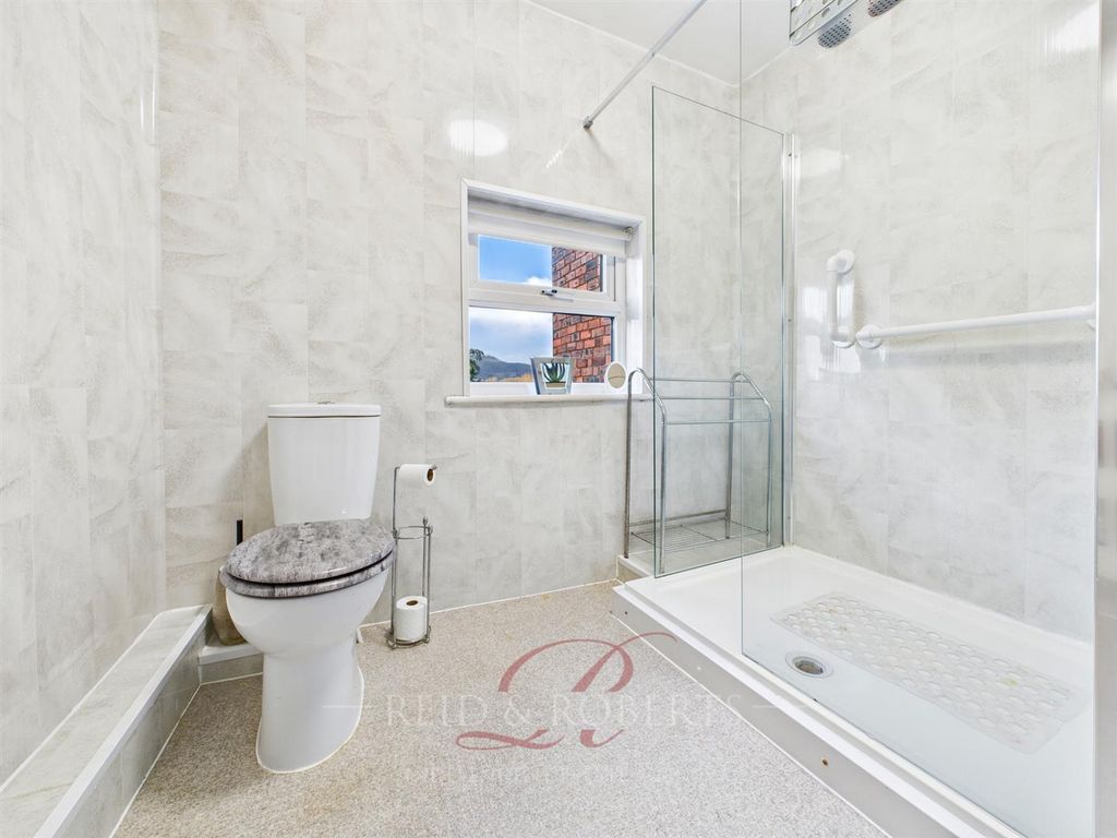 Property photo 3 of 28 Cam03999G0-Pr0207-Still003.Jpg