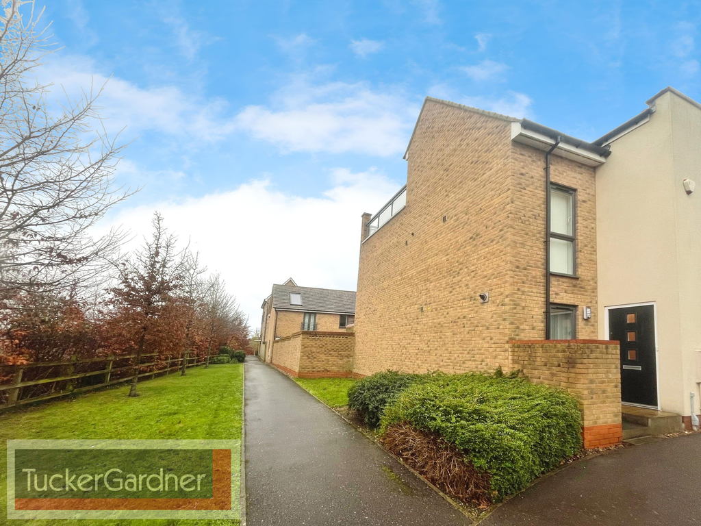 Property photo 1 of 21