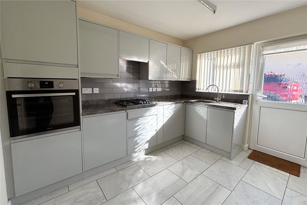 Property photo 3 of 16 Picture No. 09