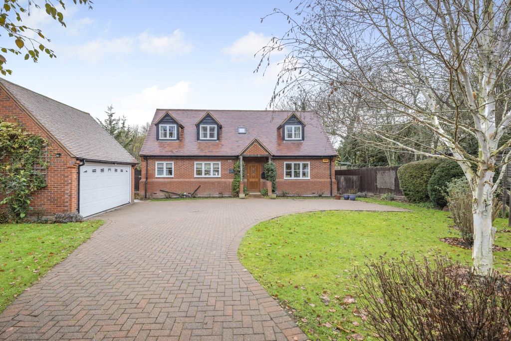 Property photo 2 of 55