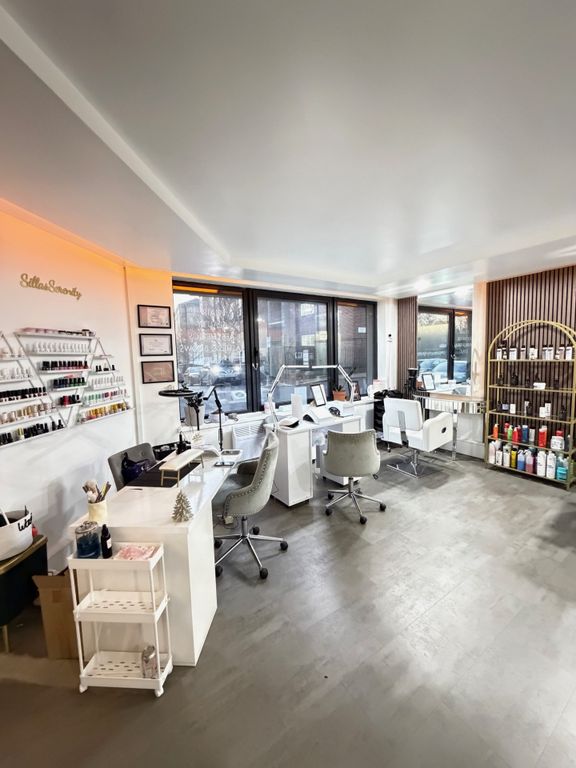 Property photo 3 of 7