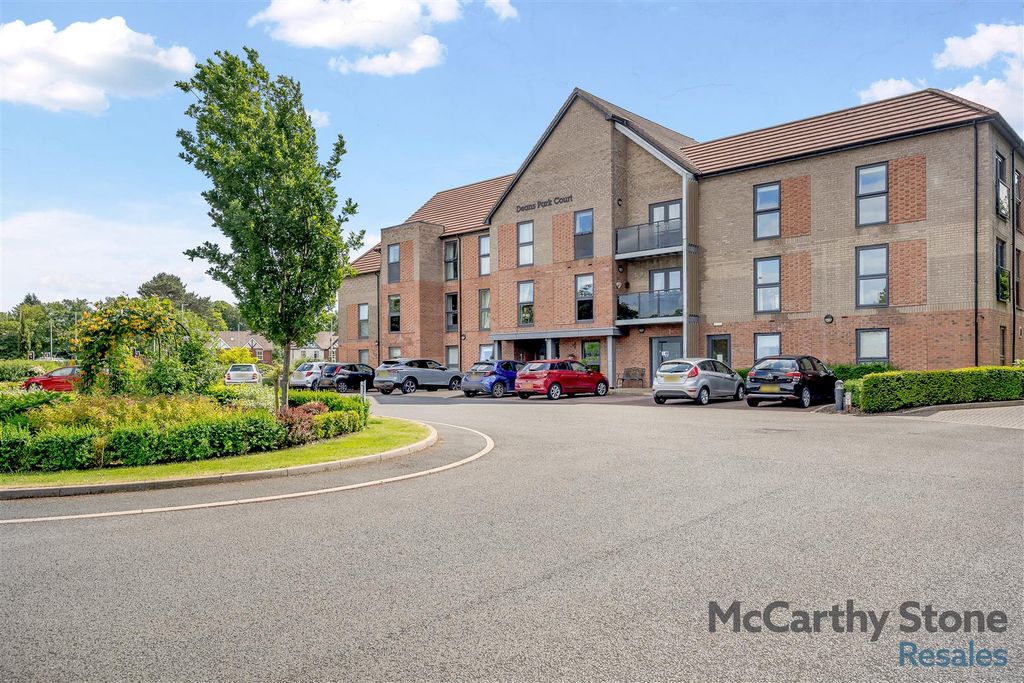 Property photo 1 of 56 8649966-Exterior06.Jpg