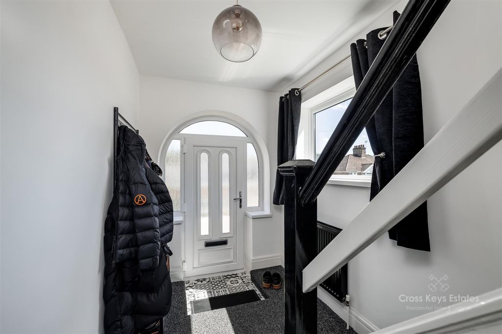 Property photo 2 of 38 Entrance Hallway
