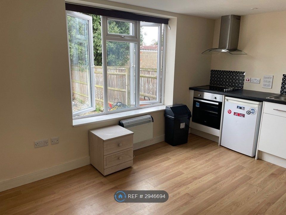 Property photo 1 of 5