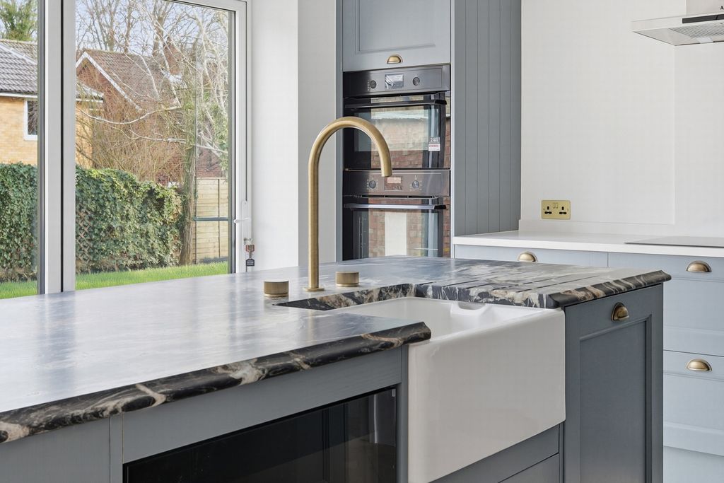 Additional image 7 of 4 bed detached house for saleThe Plain, Epping CM16