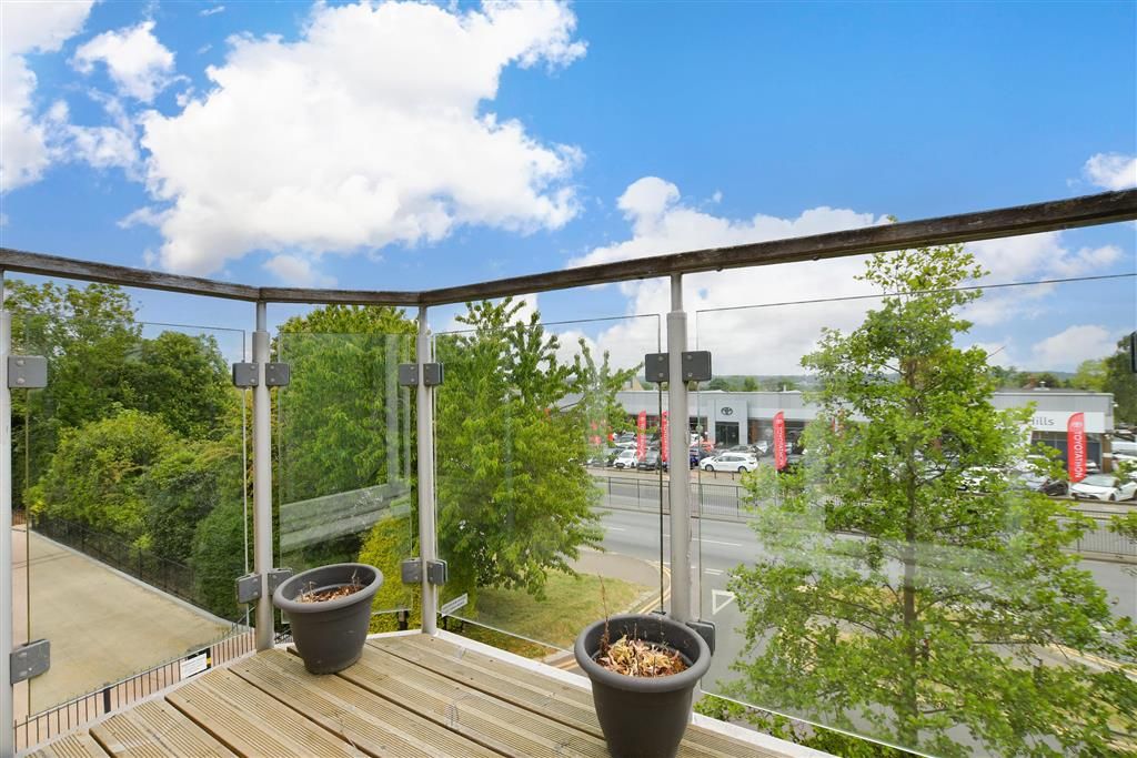 Property photo 2 of 12 Balcony / Terrace