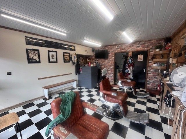 Property photo 3 of 4