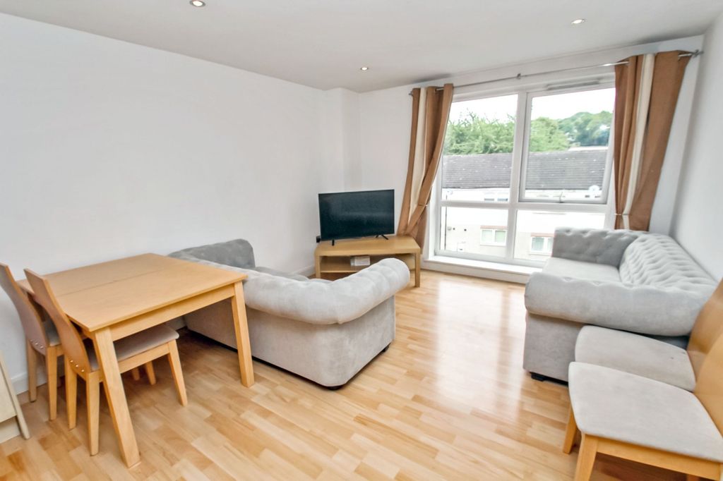 Property photo 1 of 9 Picture No. 09