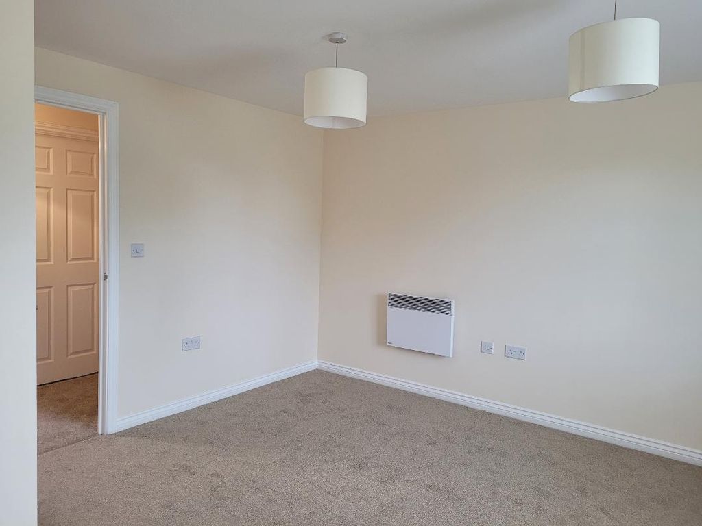 Property photo 2 of 9 56 Stewart L.Jpg