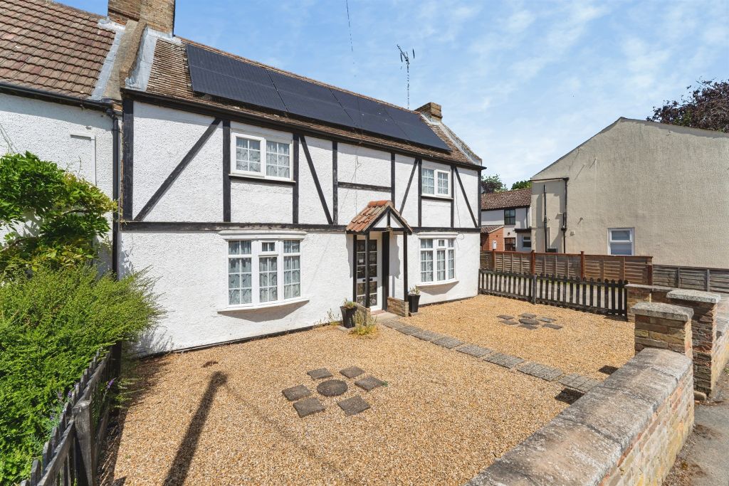Property photo 2 of 31