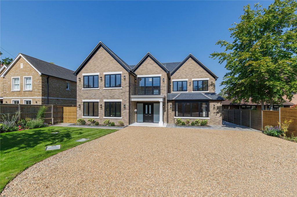 Property photo 1 of 37 Picture No. 03
