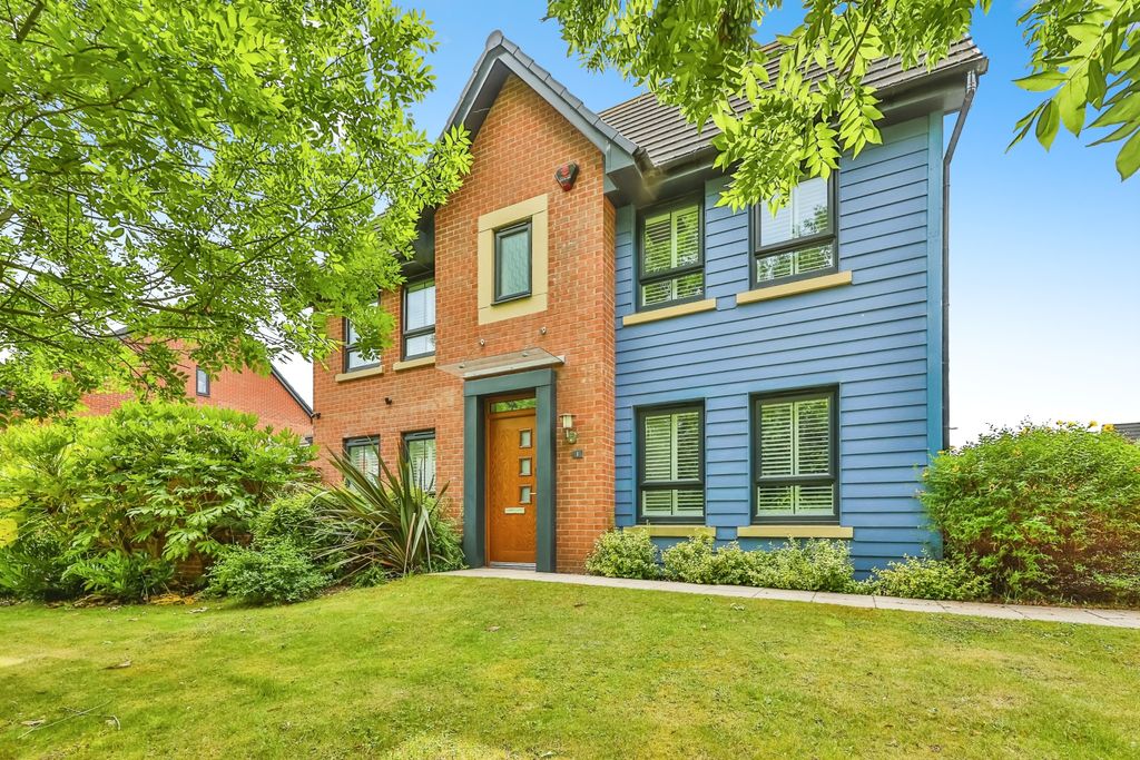 Property photo 1 of 17
