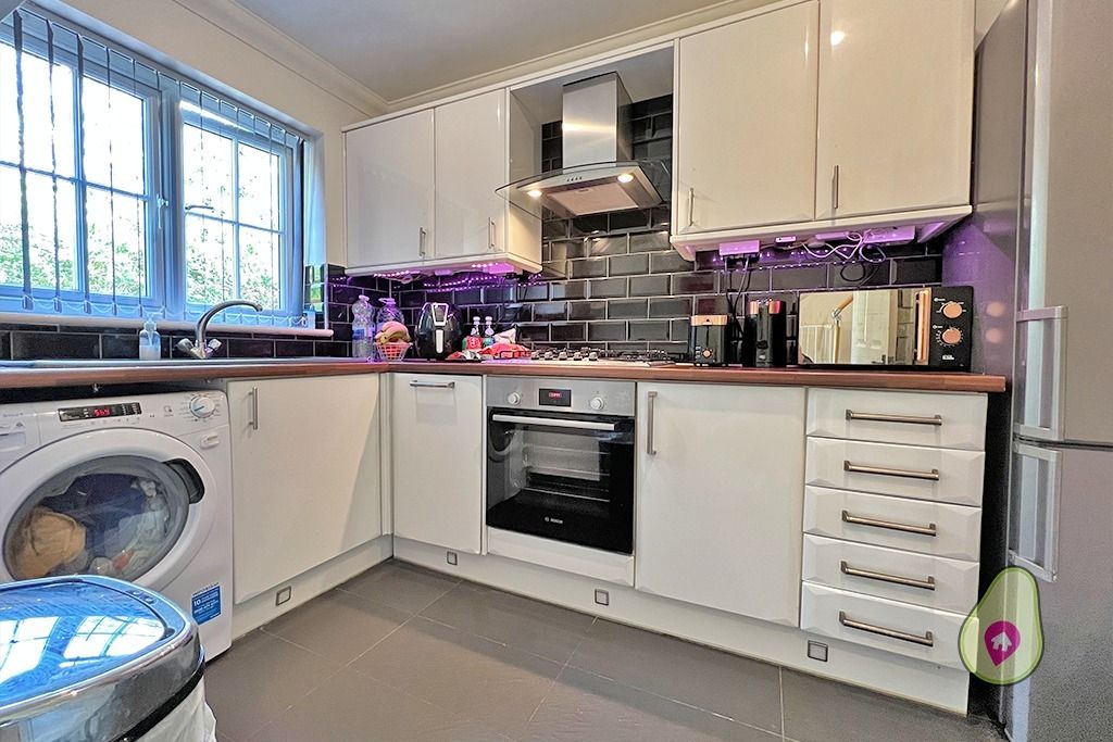 Property photo 3 of 7 2874904