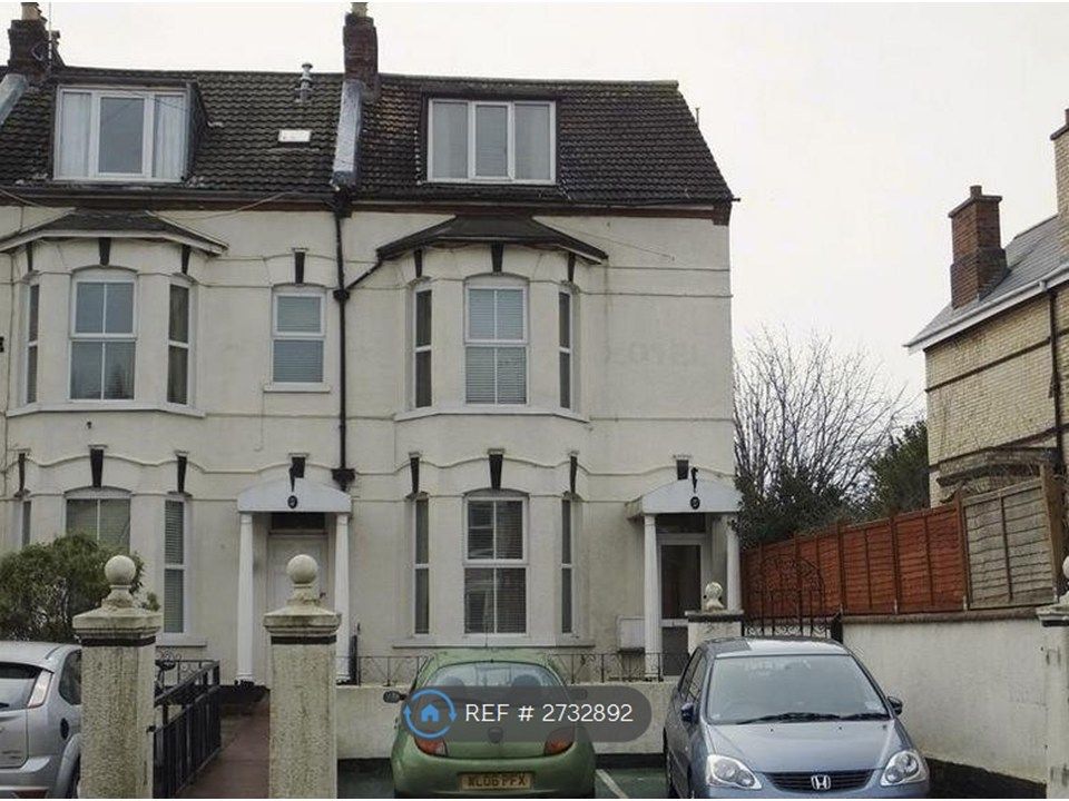 Property photo 1 of 8