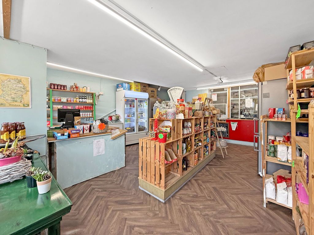 Property photo 2 of 20