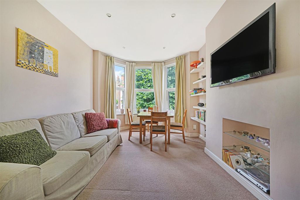 Property photo 3 of 10 Reception Room