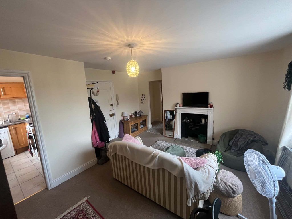 Property photo 3 of 7