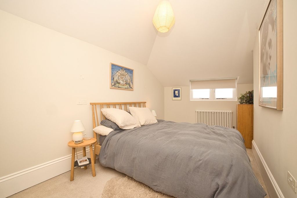 Additional image 12 of 3 bed flat for sale18 Royal Crescent St. Augustines Road, Ramsgate CT11