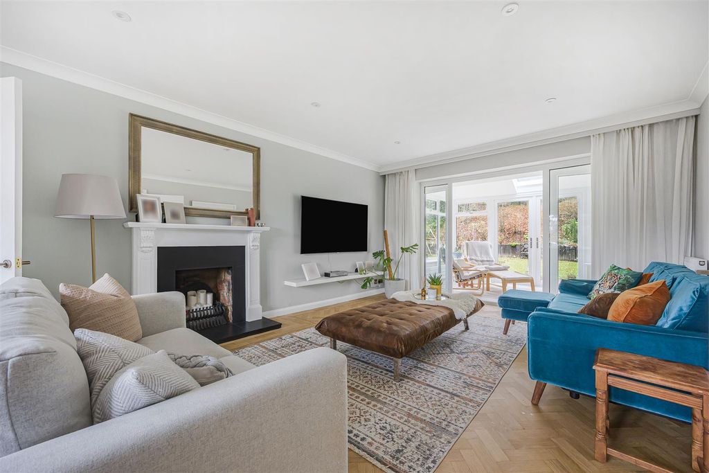 Property photo 3 of 29