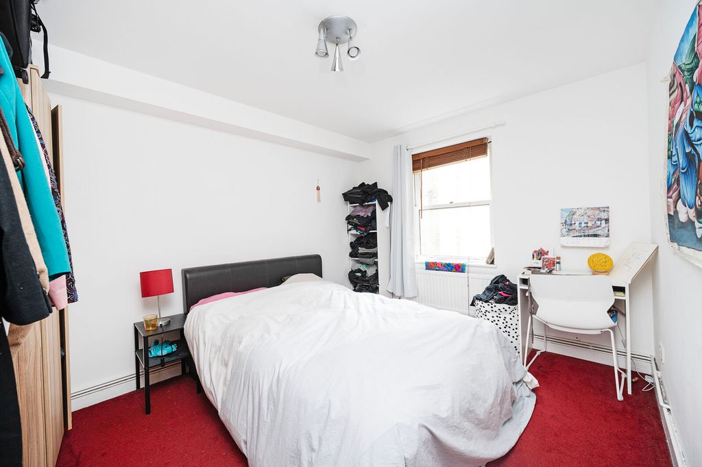 Property photo 3 of 7