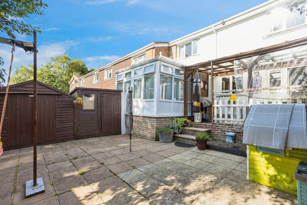 Property photo 2 of 17