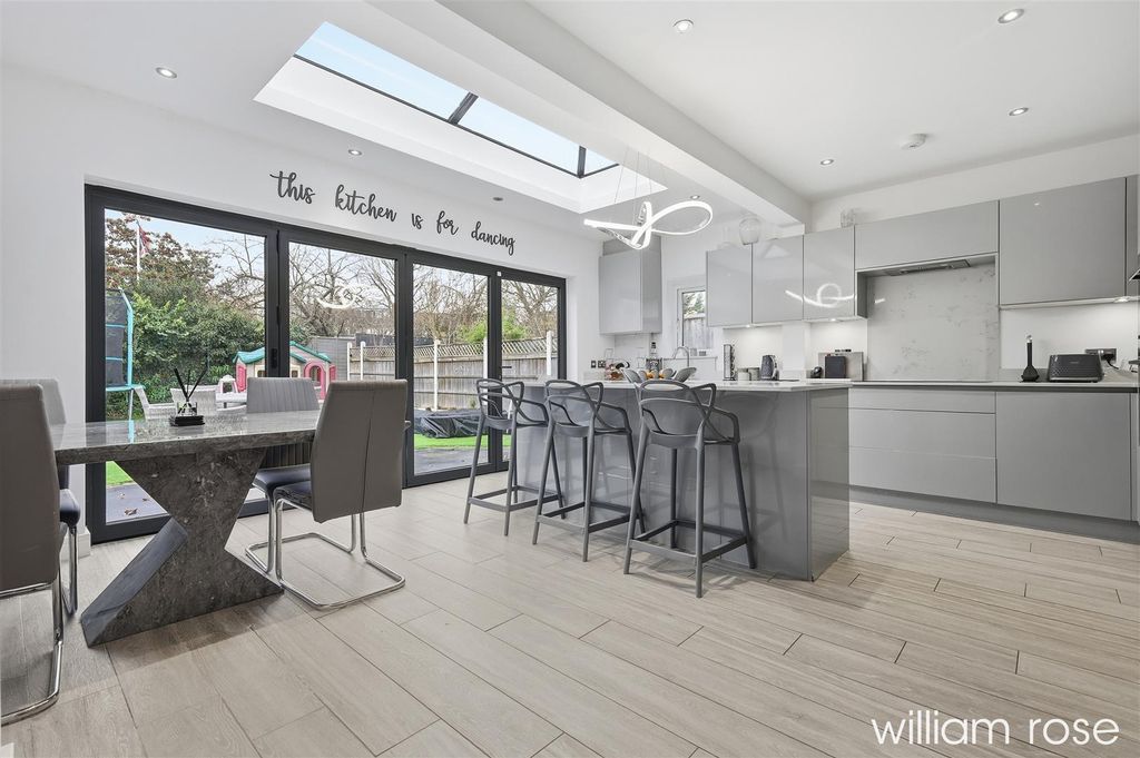 Property photo 1 of 29 Img_0150.Jpg