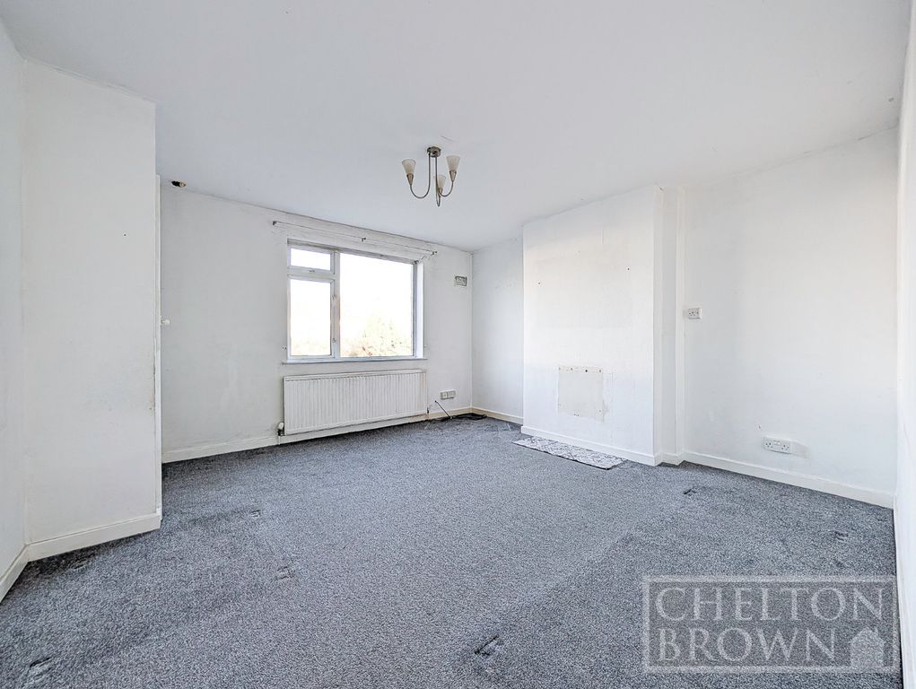 Property photo 2 of 51 Living Room