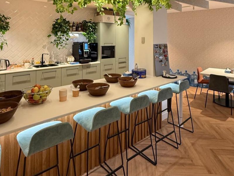 Property photo 3 of 44