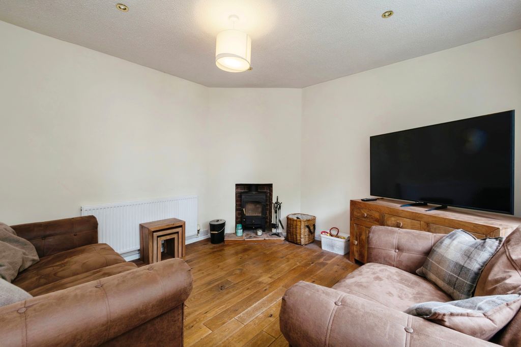 Property photo 2 of 15 Photography