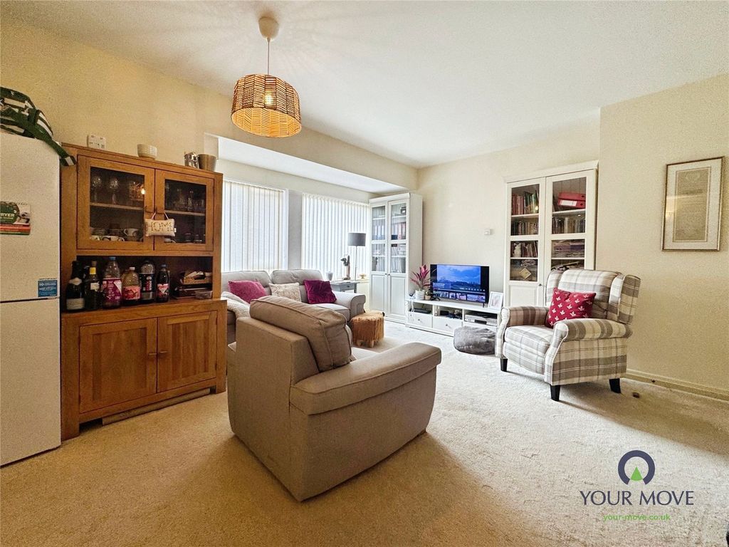 Property photo 3 of 8 Picture No. 04