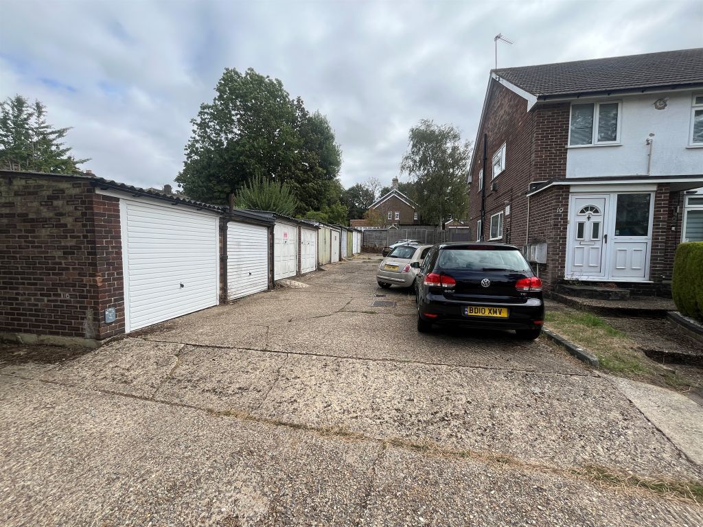 Property photo 3 of 3
