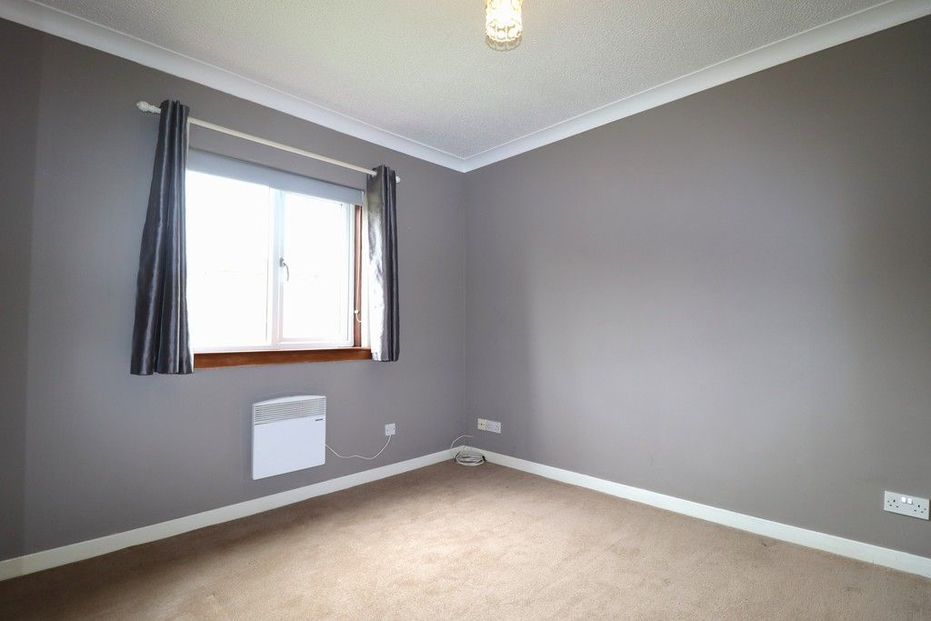 Property photo 3 of 7 Img_5817