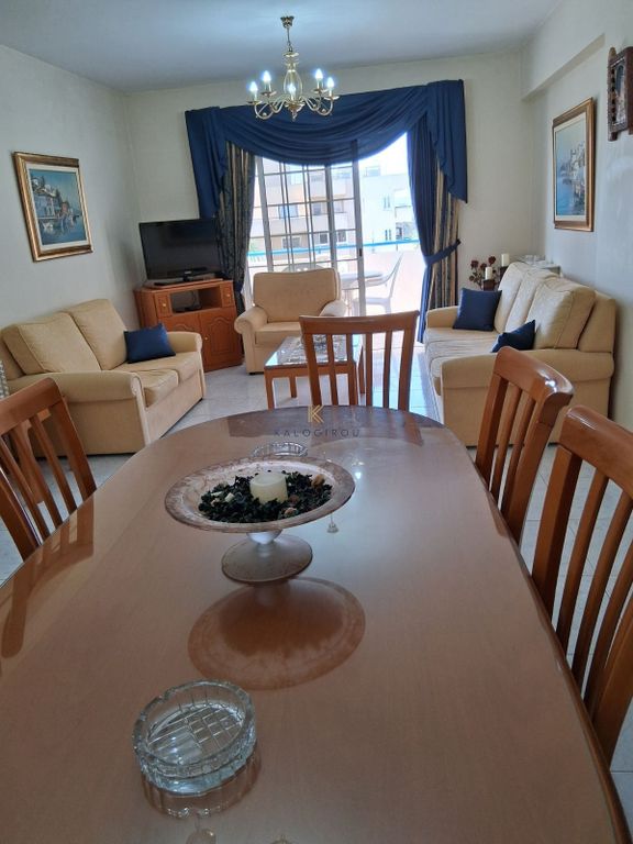 Property photo 1 of 36