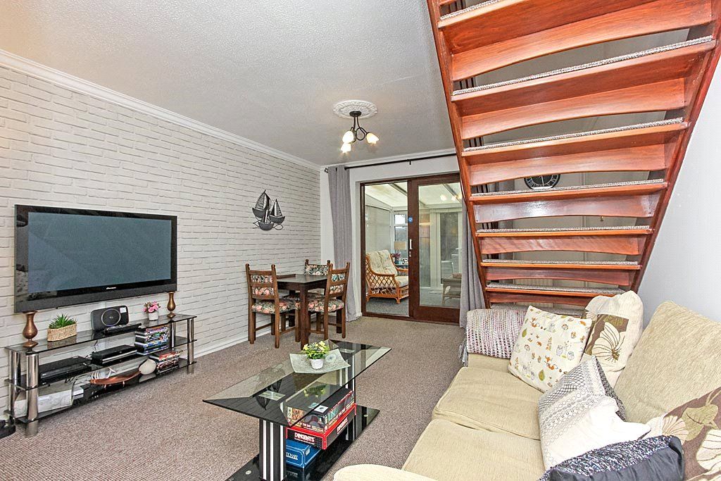 Property photo 3 of 14 Picture No. 11